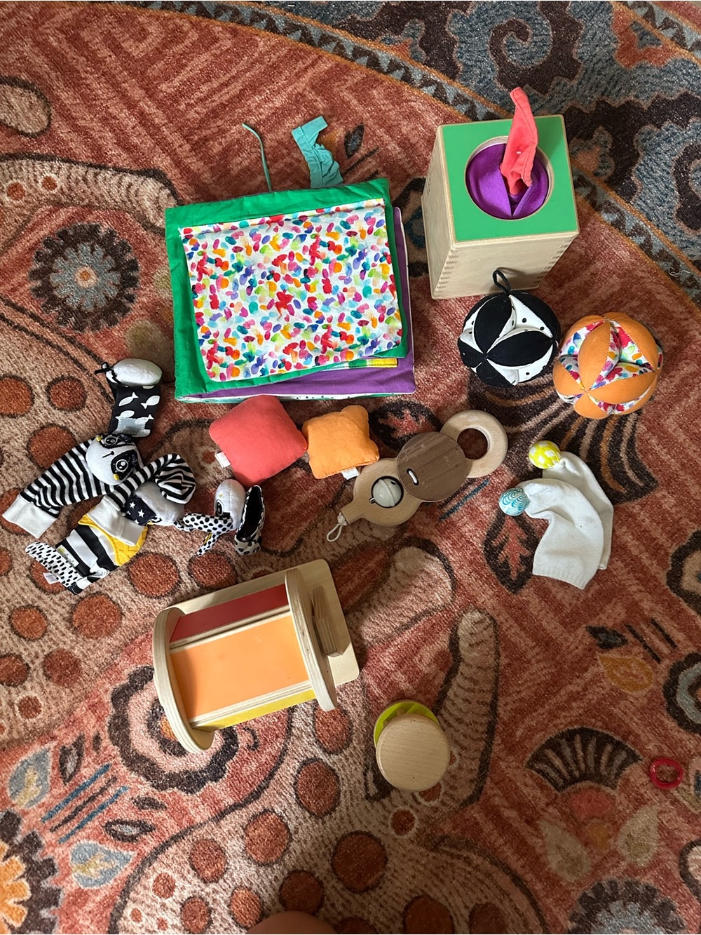 Lovevery grab bag: looker, sensor and charmer toys